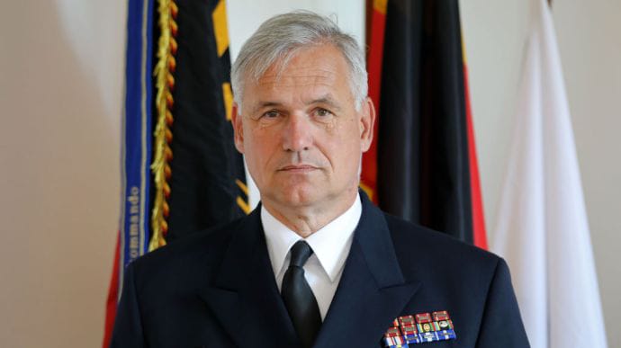 Кай-Ахим Шенбах, командующий ВМС Германии, лишился должности